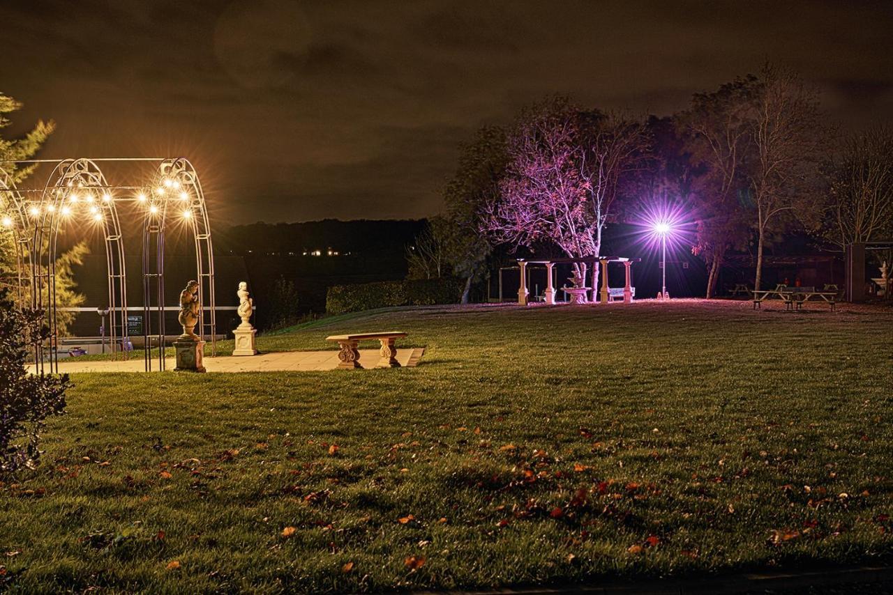 The Sharnbrook Hotel エクステリア 写真